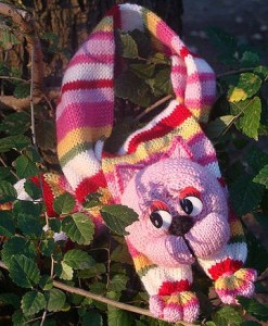 fular tricotat pisicut roz